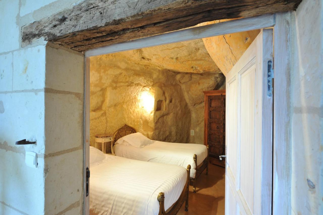 Отель Logis Demeure De La Vignole Turquant Экстерьер фото